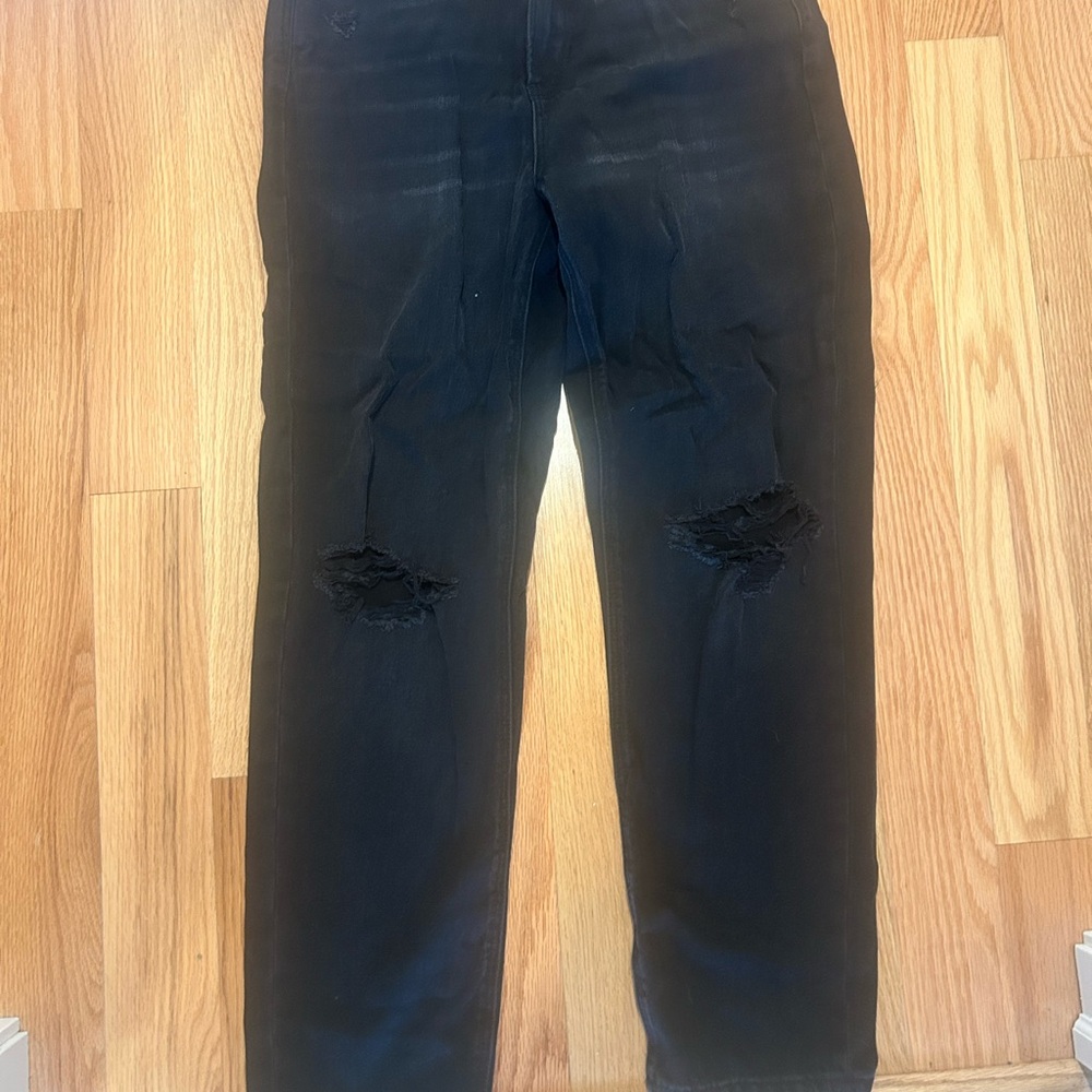 American Eagle Outfitters Black Distressed Women's Jeans